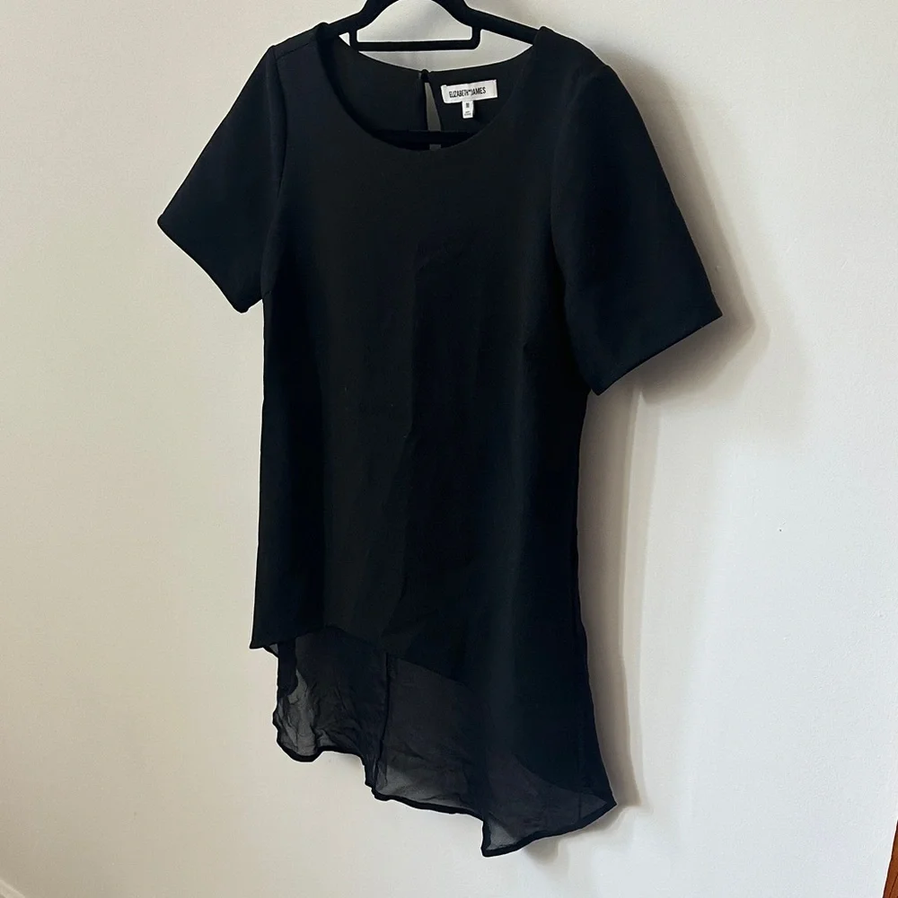 Elizabeth and James hi-low silk Black Short Sleeve Women's Top - Picture 5 of 6